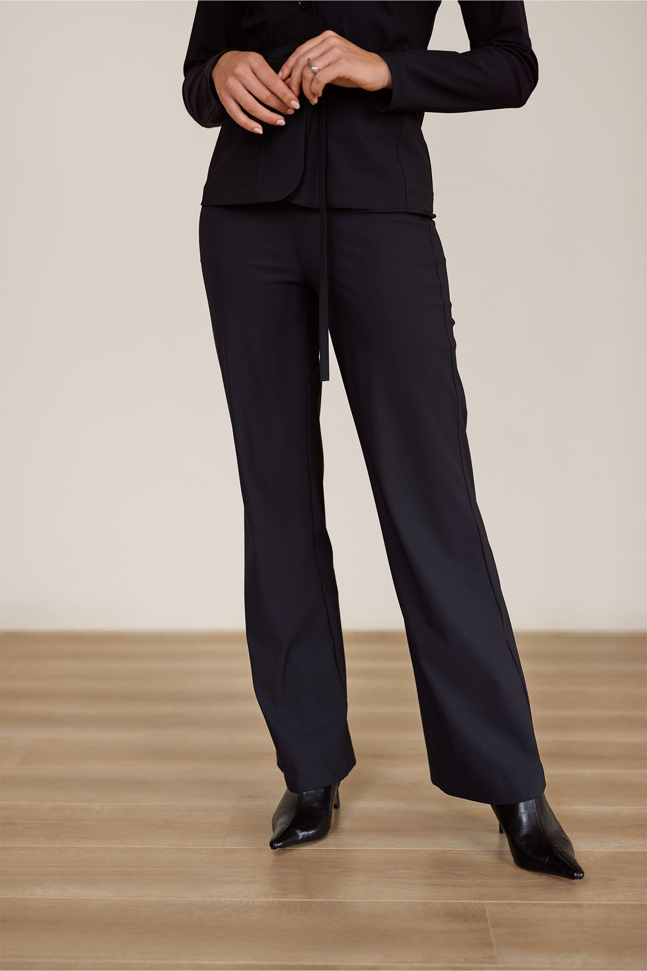 Studio Anneloes Sally Trousers zwart, damesbroek als productfoto